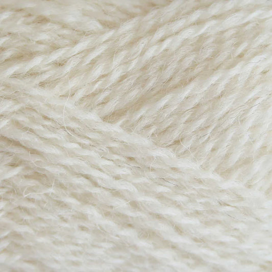 Baa Ram Ewe 4ply - 001 White Rose (100% British Wool)