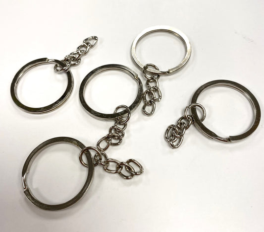 Split Ring With Chain