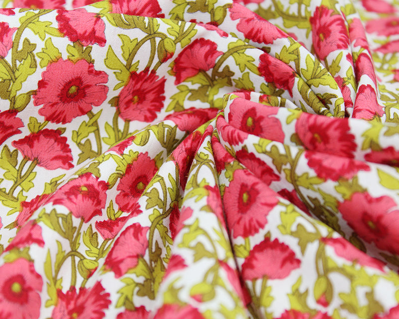 100% Cotton Poplin - Morris Poppies - Red