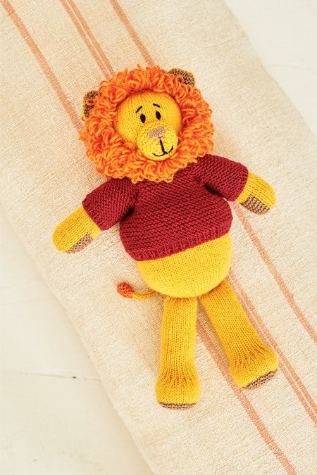 Stylecraft 9868 Lion Toys Hat and Blanket